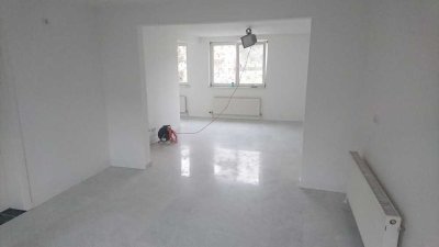 Modernisierte 2-Zimmer-Wohnung mit Einbauküche in Neuenstadt am Kocher / Cleversulzbach