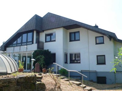 Großes 1-2 FH mit ELW/Büro