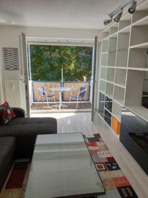 Stilvolle 1-Raum-Wohnung mit Balkon und Einbauküche in Markt Schwaben