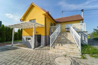 Ruhiger 2.115m² großer Familientraum am Stadtrand