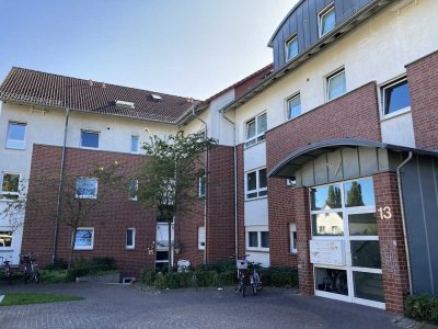 Gemütliche 3-Zimmer Dachgeschosswohnung mit Dachterrasse in Rethen verfügbar