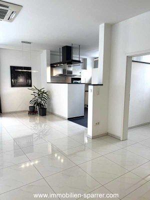 4-Zimmer-Wohnung mit Charme – saniert, zentral und mit Terrasse