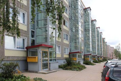 Tolle 2-Raum-Wohnung mit Dusche, Balkon und Aufzug