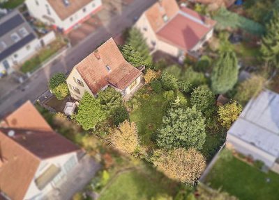 ++ Kleines, sanierungsbedürftiges EFH mit Terrasse und Garten in beliebter Wohnlage LD-Südwest! ++
