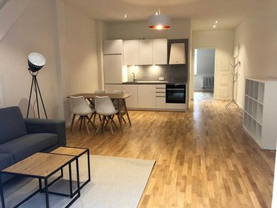 Exklusive, kernsanierte Altbauwohnung