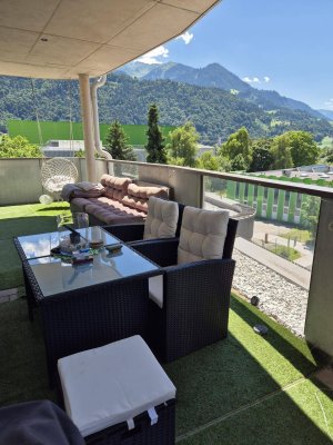 Exklusive 2-Zimmer Wohnung mit Tiefgaragenstellplatz, Keller und Lagerräume