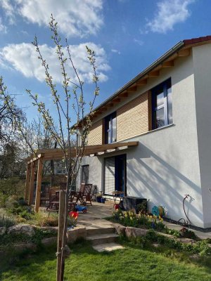 KfW 40 plus Naturhaus mit gehobener Ausstattung und Energieeffizienz A+