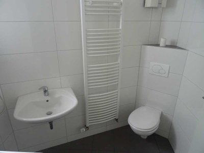 renovierte Altbauwohnung mit Terrasse