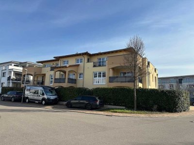 Bezugsfrei ab 01.07.2025: 3-Zi.-Penthousewohnung inkl. Schwedenofen und Einbauküche
