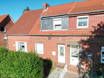 Friesland! Modernisiertes Reihenmittelhaus auf pflegeleichtem Eigentumsgrundstück zu verkaufen!