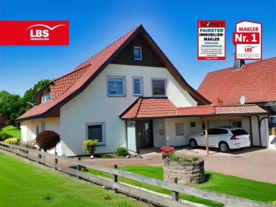 Ideal für zwei Generationen in ländlicher Lage!