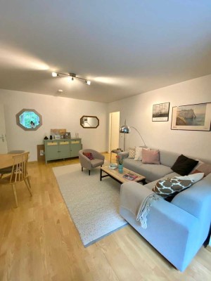 Ruhige Hinterhofwohnung in Bestlage: Helle EG‑Wohnung mit Terrasse