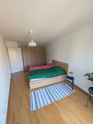 Modernes Wohnen: Großzügige 4-Zimmer-Neubauwohnung in ruhiger Lage (Keine WG)