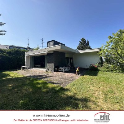 MHI - Einmalige Kaufgelegenheit in Bestlage! Bungalow mit Schwimmhalle und einem 1.040 m² Grundstück