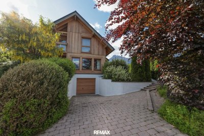 NEUER PREIS!!! Exklusives Holzblockhaus in ruhiger Lage!