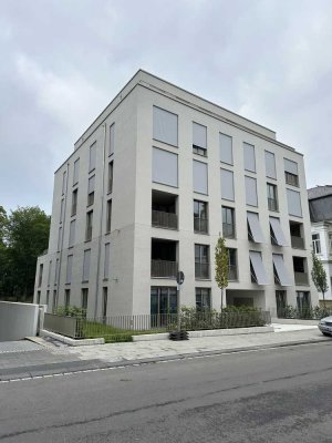 4,5-Zimmer-Wohnung (Neubau) in der Gronau/Südstadt mit Balkon