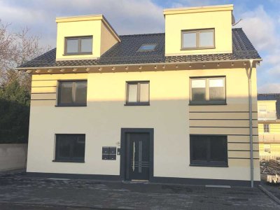 ***Schöne 4 Zimmer-Whg. mit Balkon in Lev.-Hitdorf***