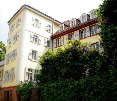 Exclusive, möblierte, 2-Zi-Whg - Bestlage - Altstadt (neu saniert) - completely furnished Appartment