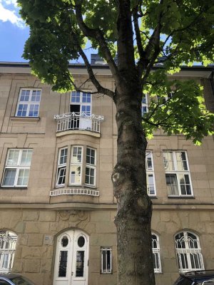 Wunderschön sanierte 2-Zimmer-EG-Wohnung in Denkmalimmobilie mit Garten und Stellplatz