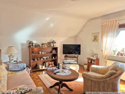 Hübsche Dachgeschosswohnung in Neu-Edingen - 304019