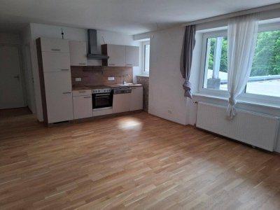 Gepflegte 3-Zimmer-Wohnung mit Küchenblock in Kapfenberg zu mieten !