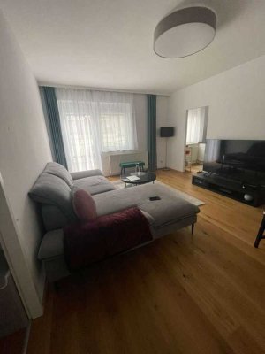 Attraktive und modernisierte 2-Raum-Wohnung mit Balkon und Einbauküche in Laupheim