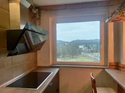 3-Zimmer Wohnung mit Balkon/Einbauküche im 6. OG mit Garage in Bielefeld-Sennestadt