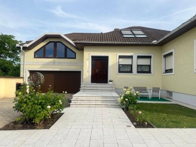 Provisionsfrei für den Käufer! Exklusive Immobilie mit luxuriöser Ausstattung!