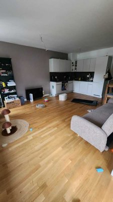 Stilvolle 2-Raum-Wohnung mit gehobener Innenausstattung mit EBK in Nauen