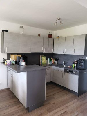 Preisreduktion! ZENTRALE LAGE, VOLLSTÄNDIG RENOVIERT, SEHR HELL
