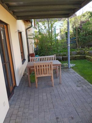Gepflegte 3-Zimmer-Wohnung mit schöner Terrasse in Adelsdorf