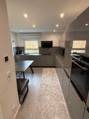 4 Zimmer Wohnung mit Exklusiver Küche & Fußbodenheizung