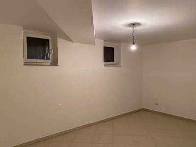 Gepflegte 2-Zimmer-Keller Wohnung in Mannheim-Seckenheim