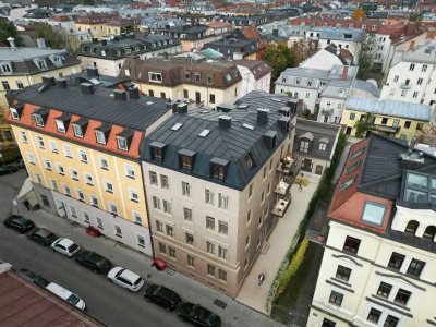 +Top Lage Westend+Dachgeschossausbau mit Ost- und West Terrasse/Loggia+Erstbezug+Denkmalabschreibung
