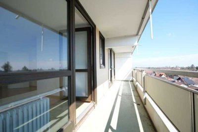 FREI! chice 2-Zi-Wohnung mit großer Loggia + chicem Bad + EBK + Stellpl.in Puchheim/Bhf.
