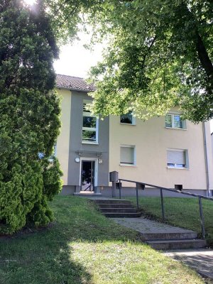 Überruhr-Holthausen: Schöne 3-Zi.-Whg. in ruhiger und grüner Lage