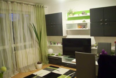 Helle, schön geschnittene 2 ZKB