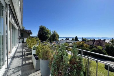 Moderne 3-Zimmer-Wohnung mit traumhaftem Seeblick und großzügigem Balkon