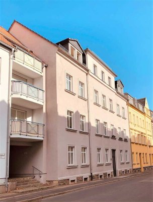 Schöne 4-Raum-Maisonette-Wohnung mit viel Grün im Hof