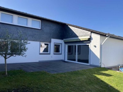 Modernisierter Winkelbungalow in Wesseling-Keldenich