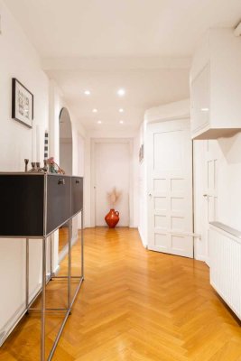 Liebevoll sanierter Altbau in einer der schönsten Wohnlagen von Stuttgart-West