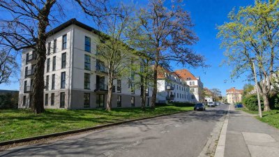 **Neubau 2026 - luxuriöse 3 Raumwohnung, 2.OG, Balkon, Lift,  Außenstellplatz**