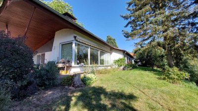 grüne Oase - Einfamilienhaus in Obermöllrich