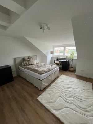 Schönes WG-Zimmer in Gröbenzell - 10 Min per S-Bahn zum Hauptbahnhof München