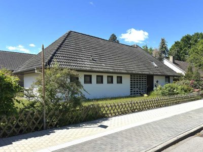 "Viel Platz für neue Ideen"  Winkelbungalow in naher Waldrandlage