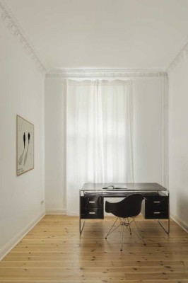 Klassischer Altbau neu interpretiert: hell, edel und mit zeitgemäßem Komfort