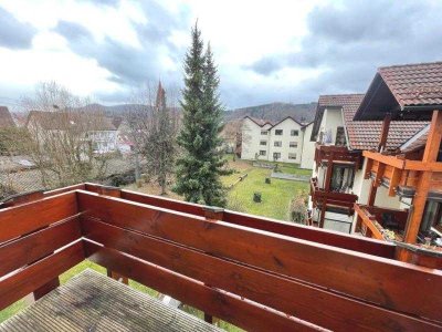 Blick ins Grüne! 3 Zimmer-Wohnung mit Balkon in ruhiger Wohnlage!