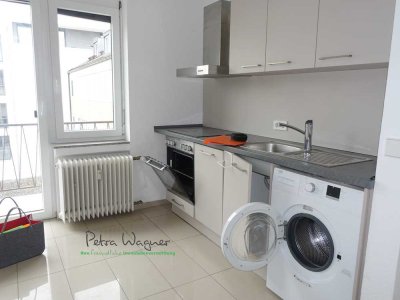 Mehr Platz für Studium, Leben und Mitbewohner – 4 schöne Zimmer in WG zu vermieten