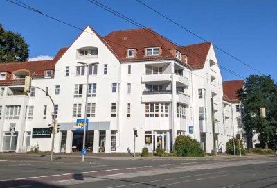 Gepflegte 3-Zimmer-Wohnung mit Balkon, TG-Stellplatz, EK und Aufz. in Bielefeld