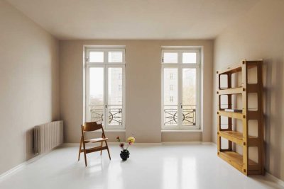 Zeitgemäße Neuinterpretation eines Stalinbaus mit klarer Gestaltung und heller Leichtigkeit